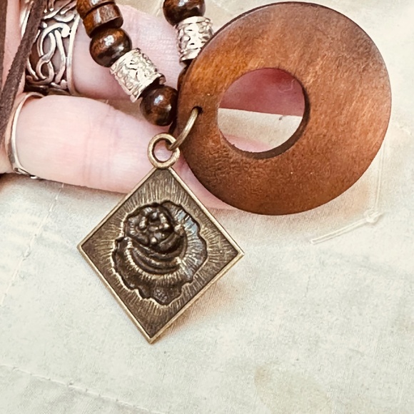Wood Ring Pendant w/Rose Charm & Small Wood & Silver Tone Beads - Picture 9 of 10